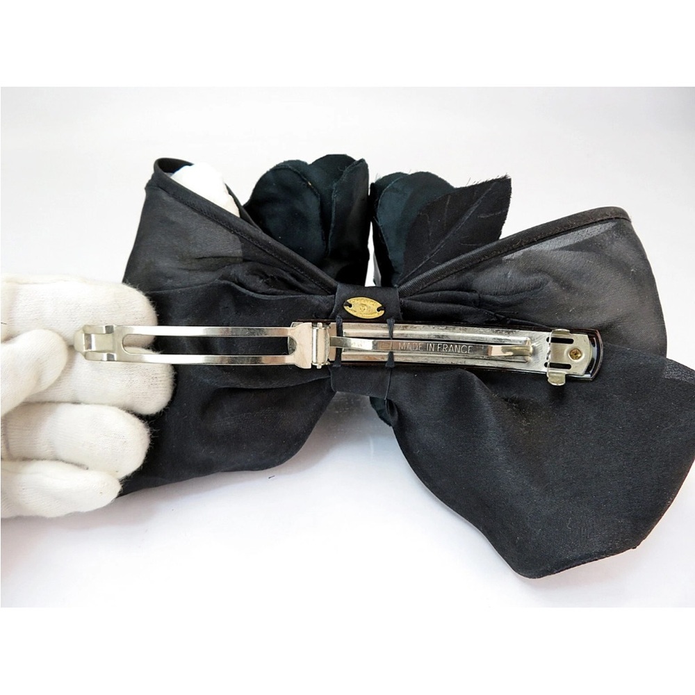 CHANEL Black Floral Hair Clip - Picture 5 of 8